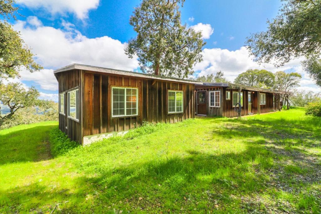 main property photo 80