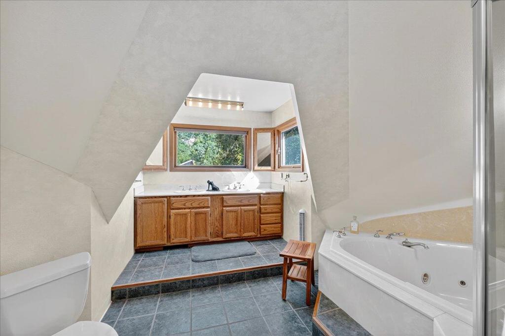 main property photo 63