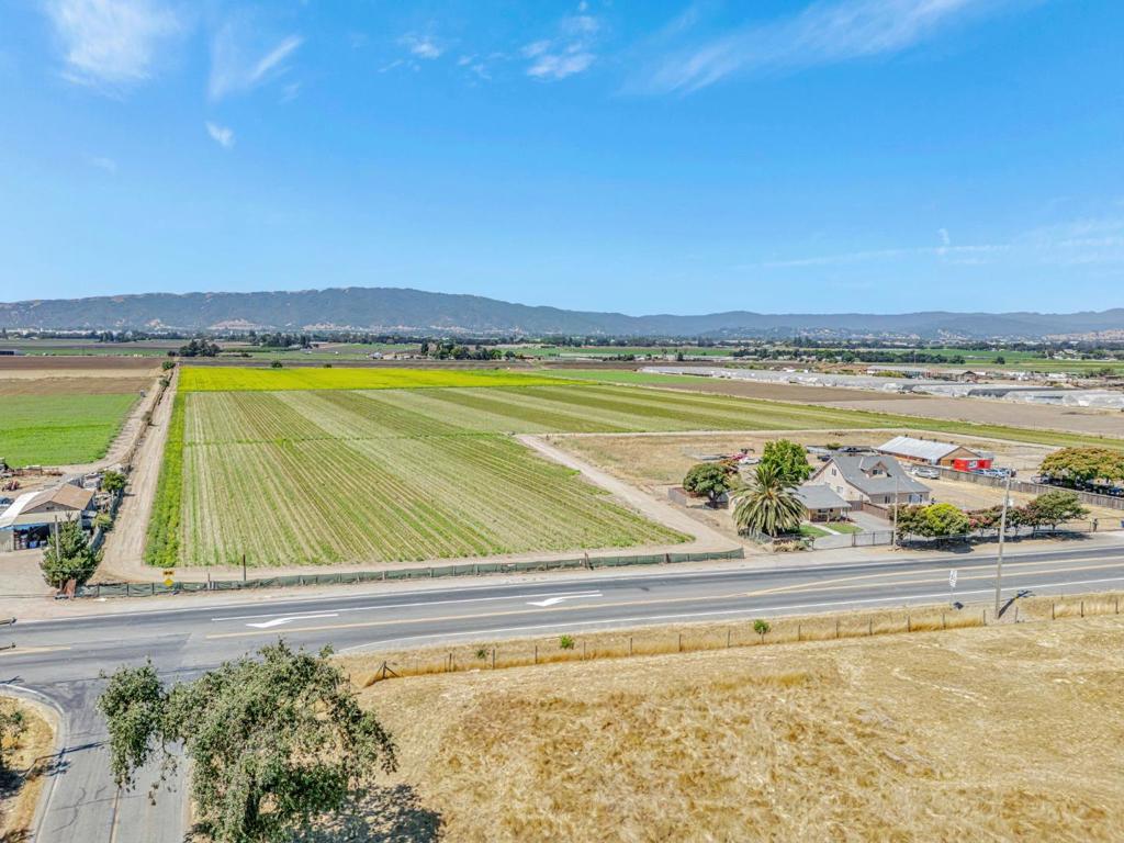 main property photo 76