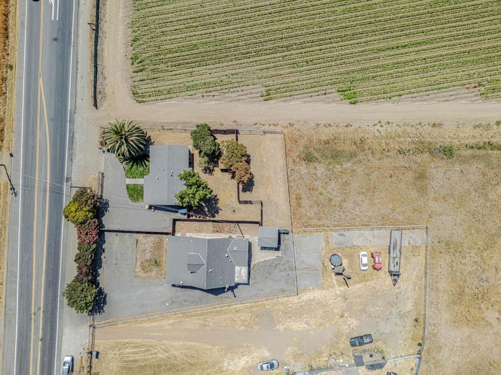 main property photo 81