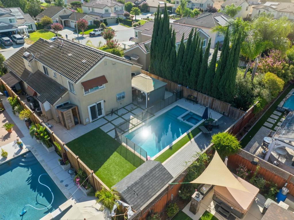 main property photo 54