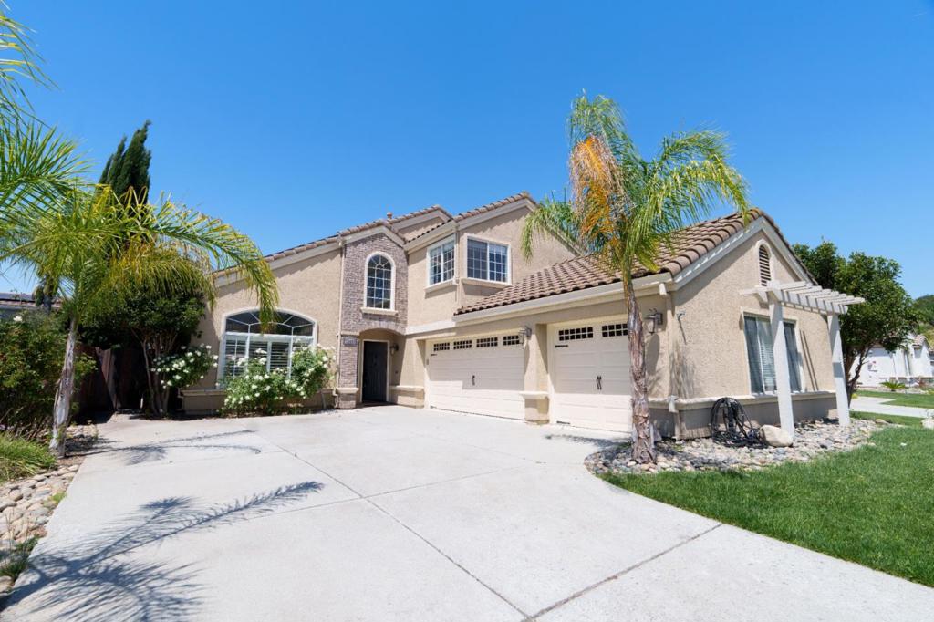 main property photo 73