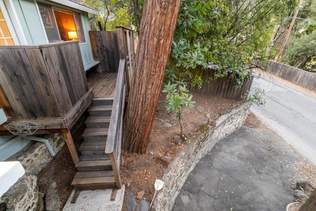 main property photo 40