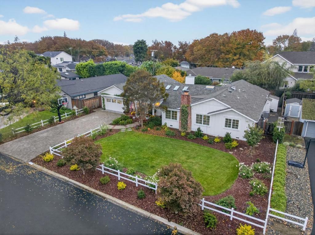 main property photo 59