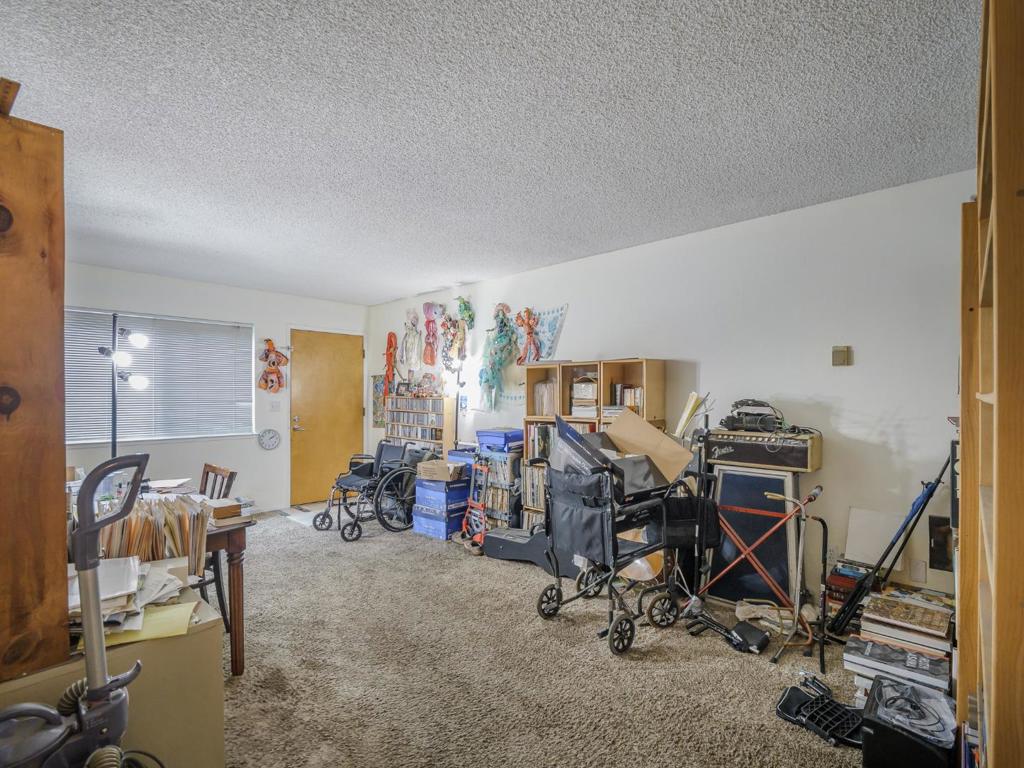 main property photo 75