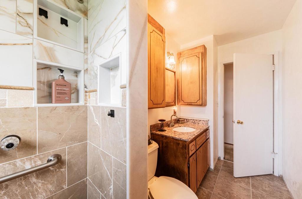 main property photo 51