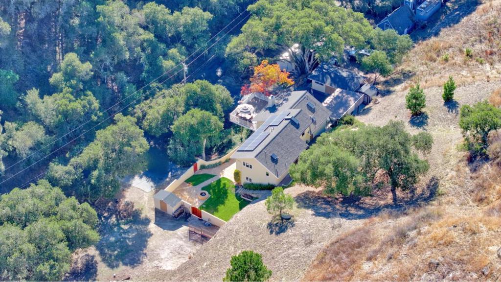 main property photo 47