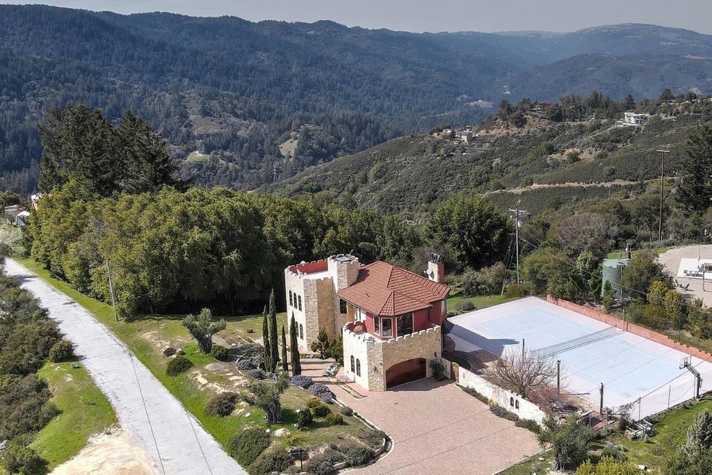 main property photo 1