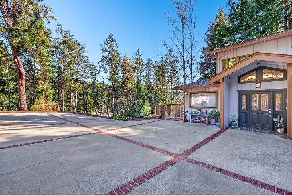 main property photo 61