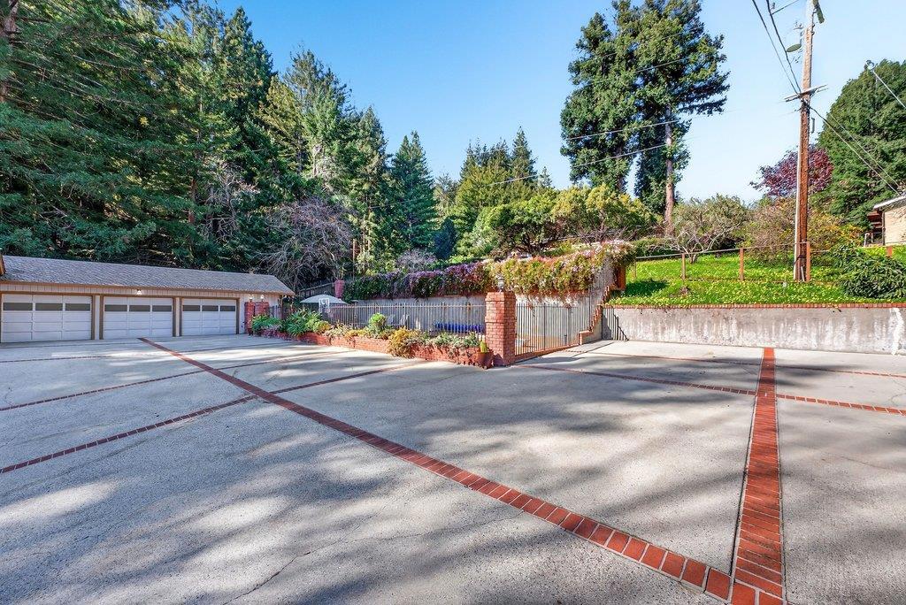 main property photo 62