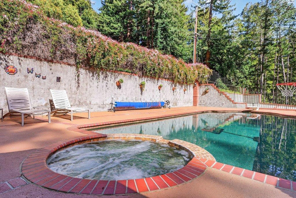 main property photo 64