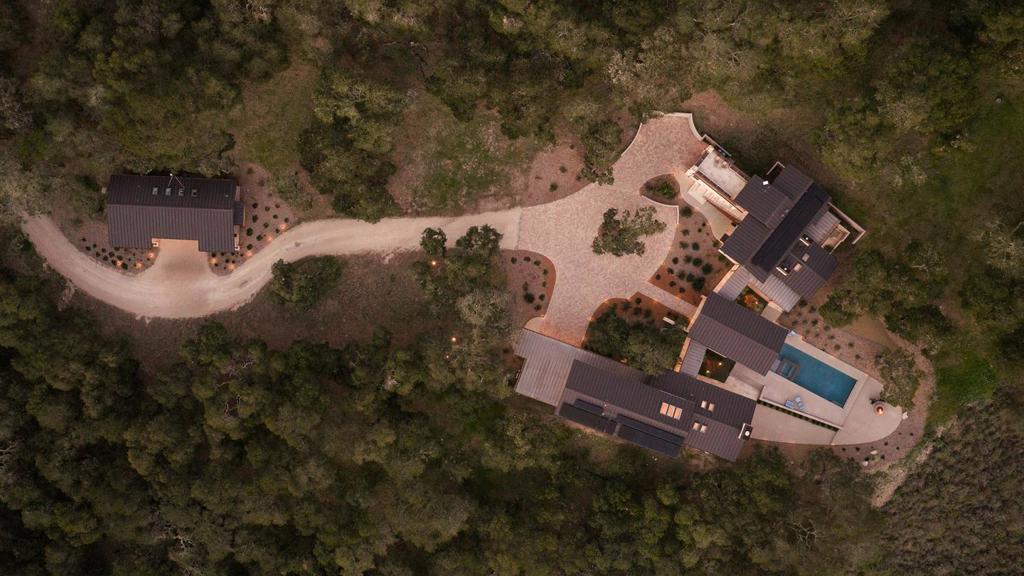 main property photo 49