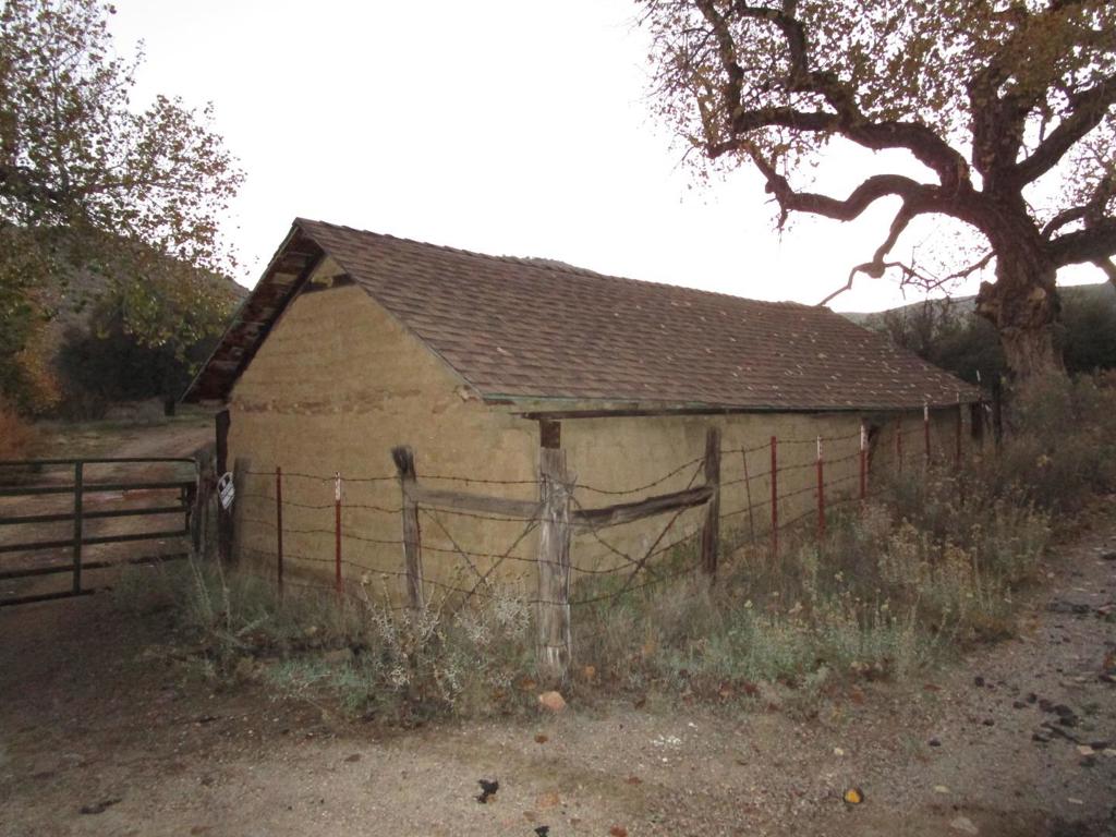 main property photo 23