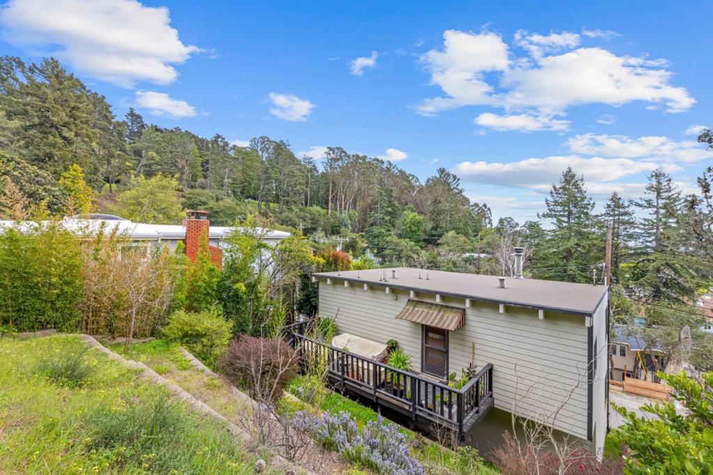 main property photo 62