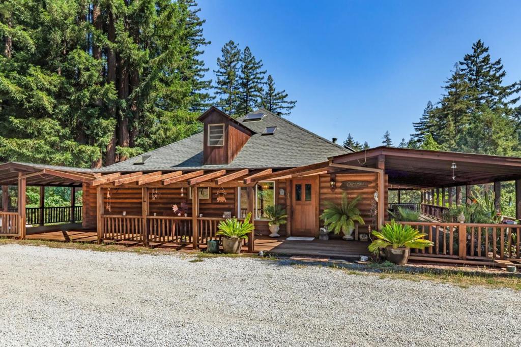 main property photo 11