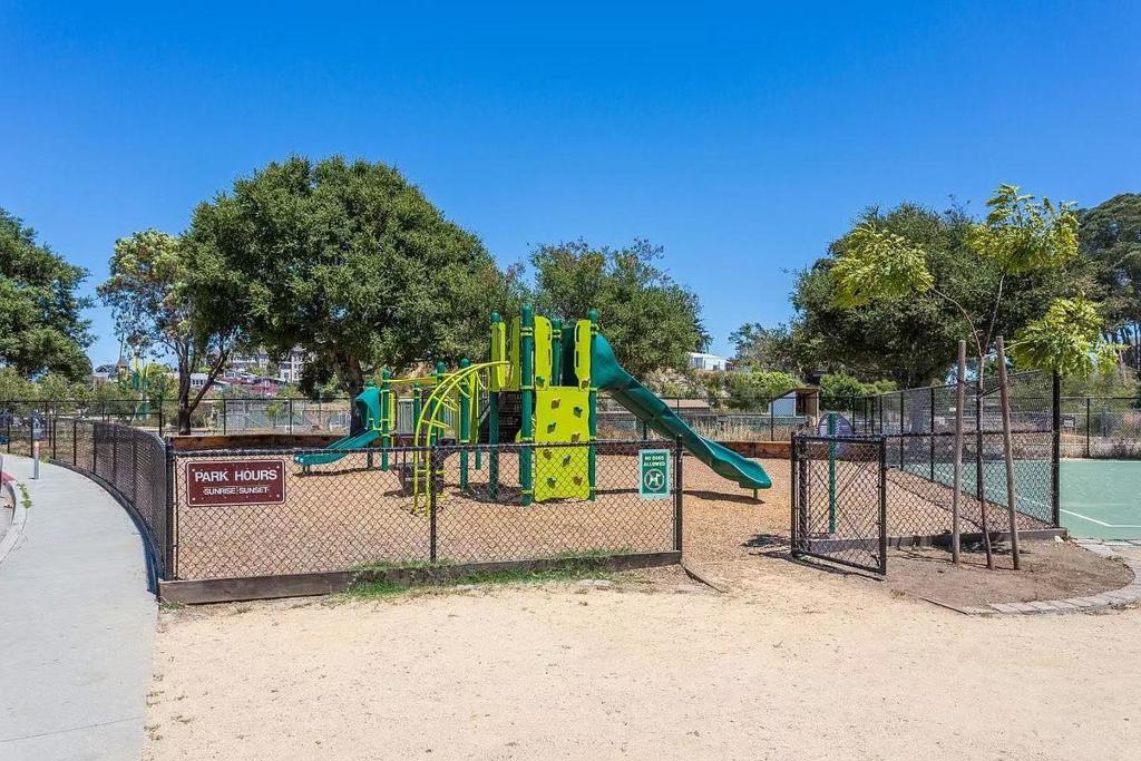main property photo 54