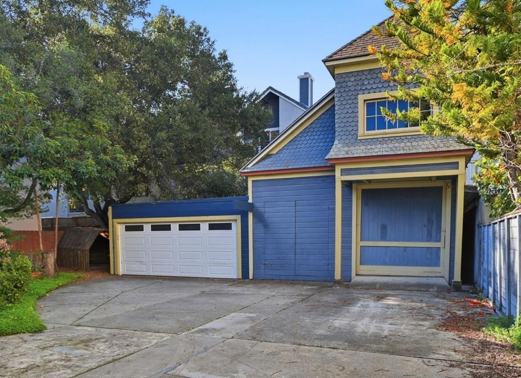 main property photo 51