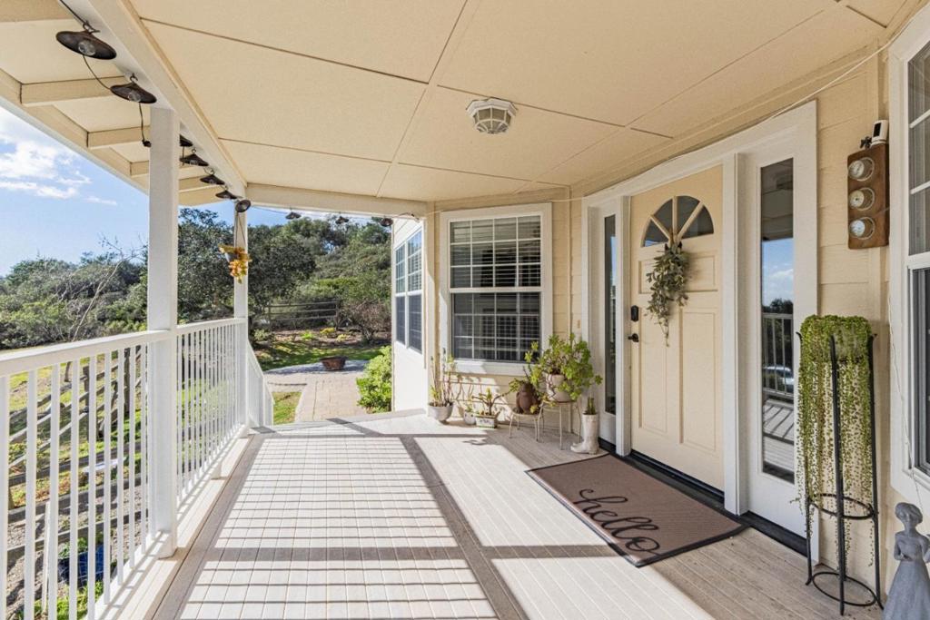 main property photo 6