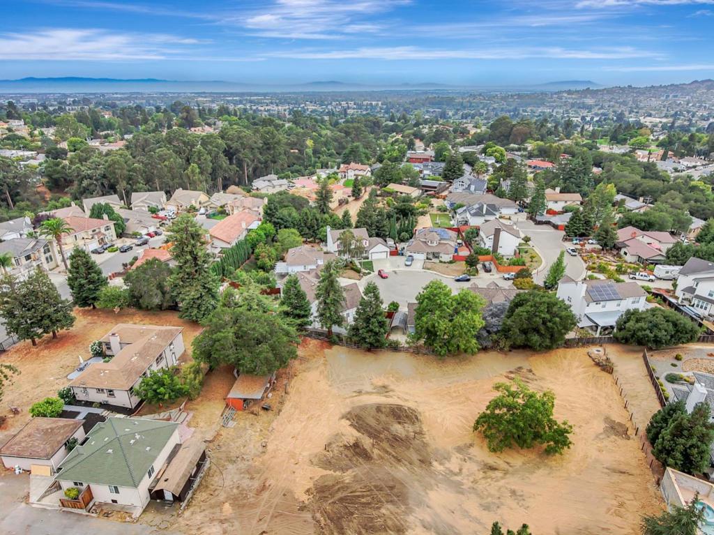 main property photo 69