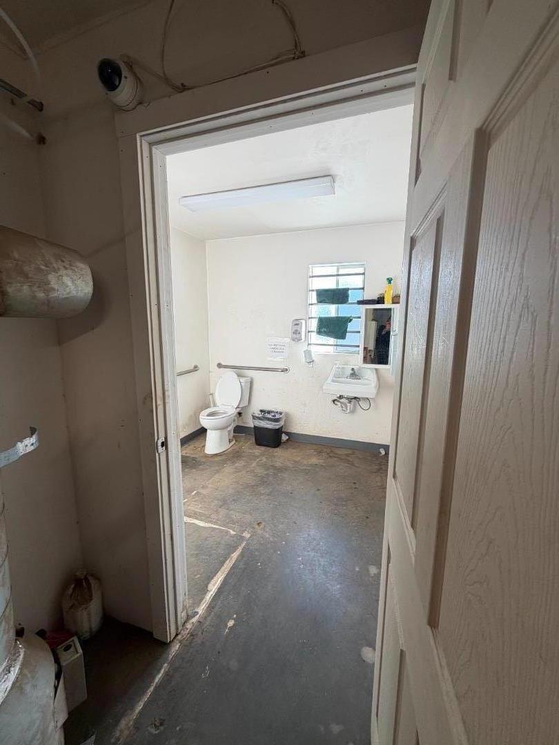 main property photo 71