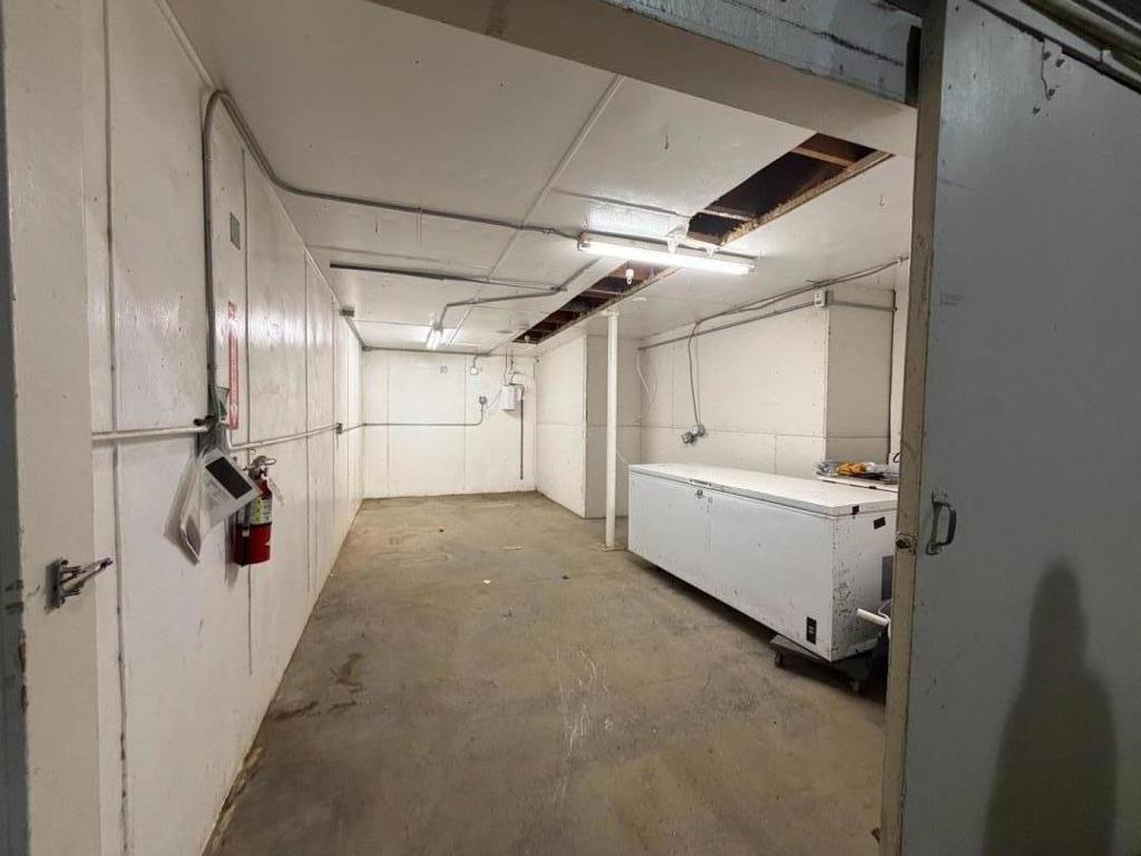 main property photo 75