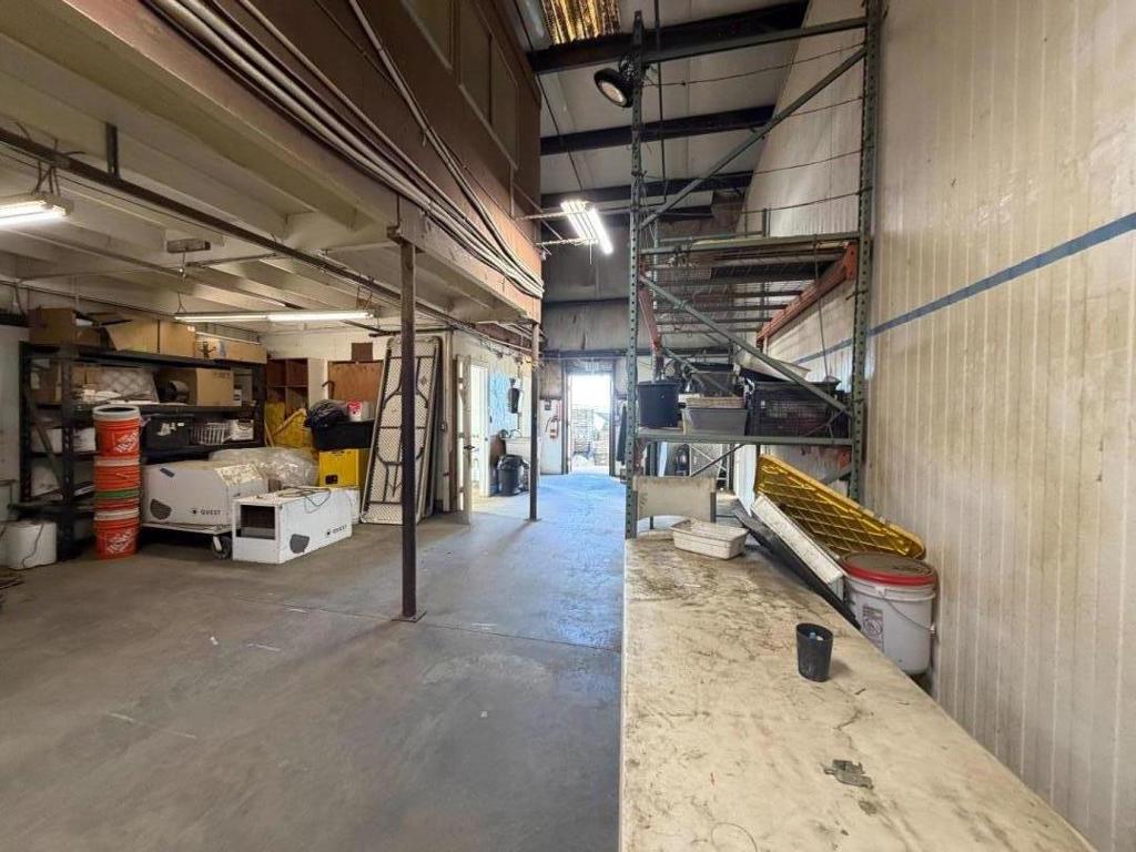 main property photo 89