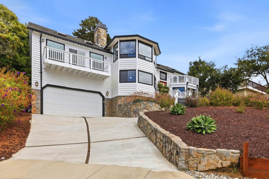main property photo 68