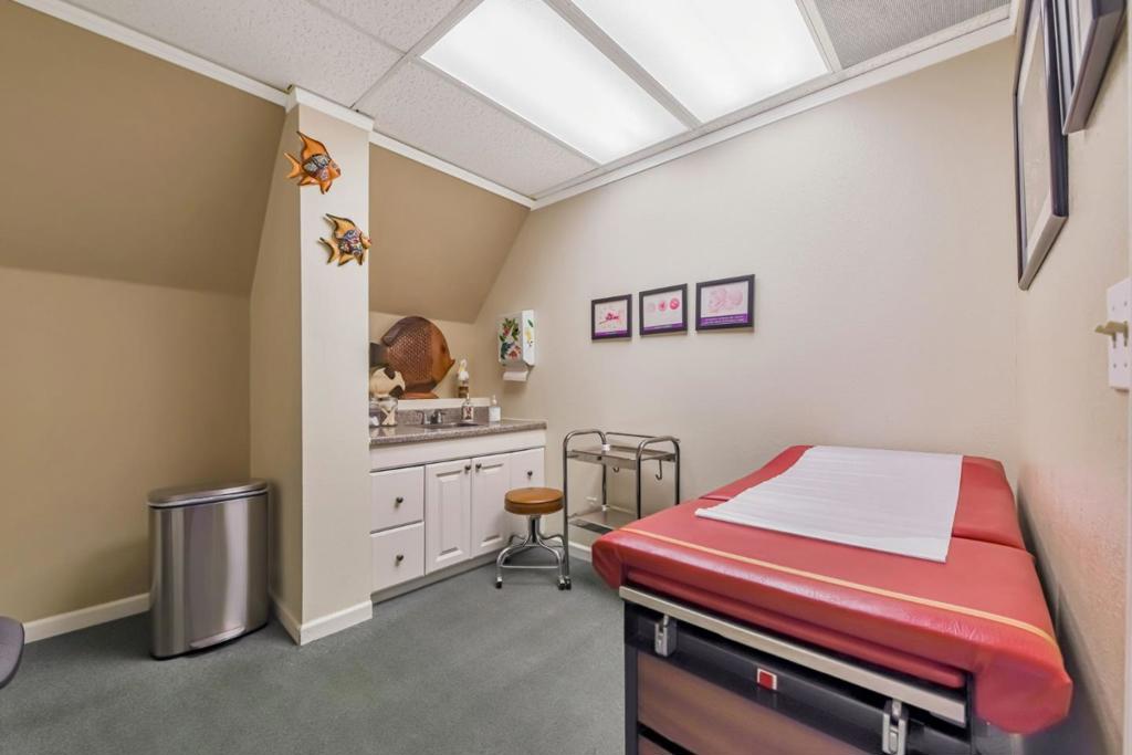 main property photo 22
