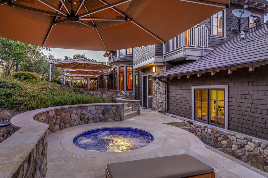 main property photo 48