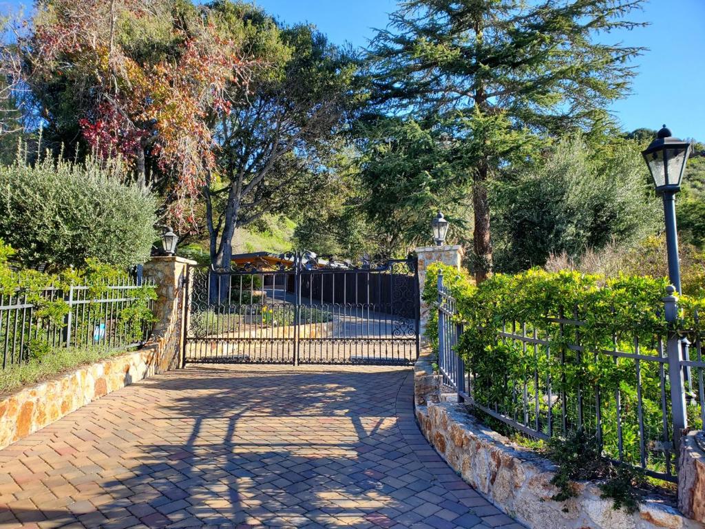 main property photo 52