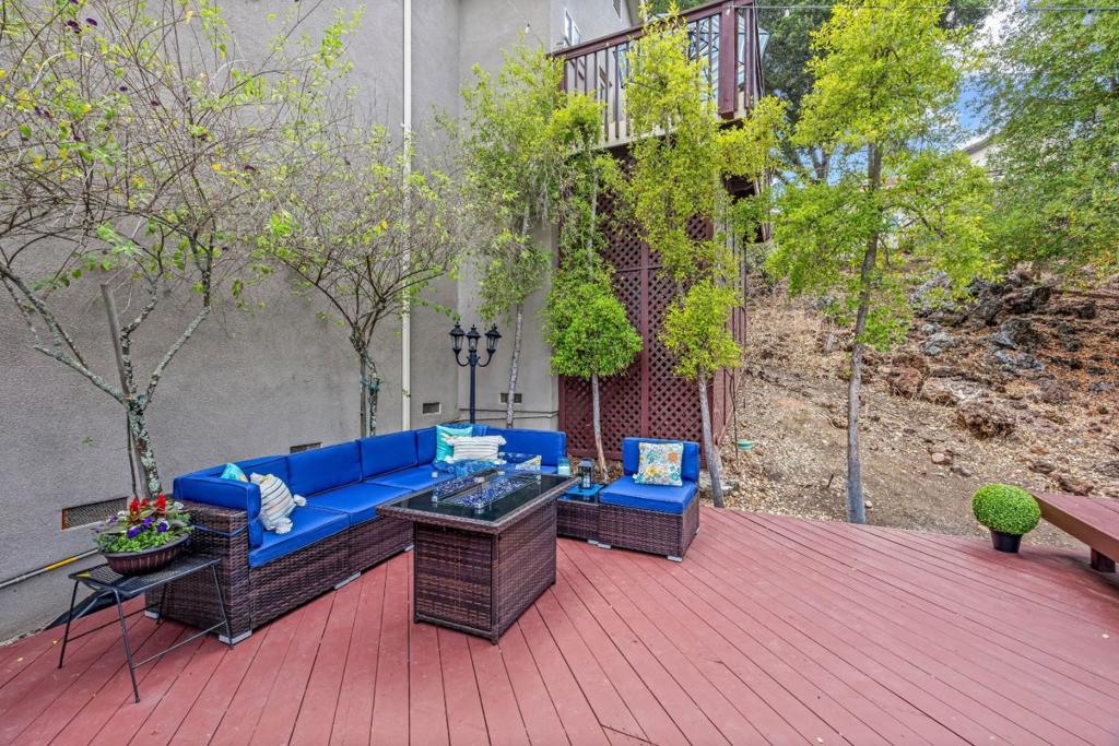 main property photo 58