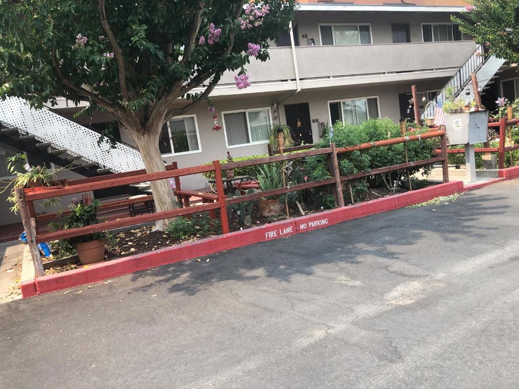 main property photo 17