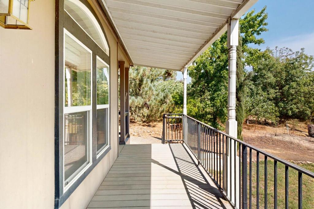 main property photo 59