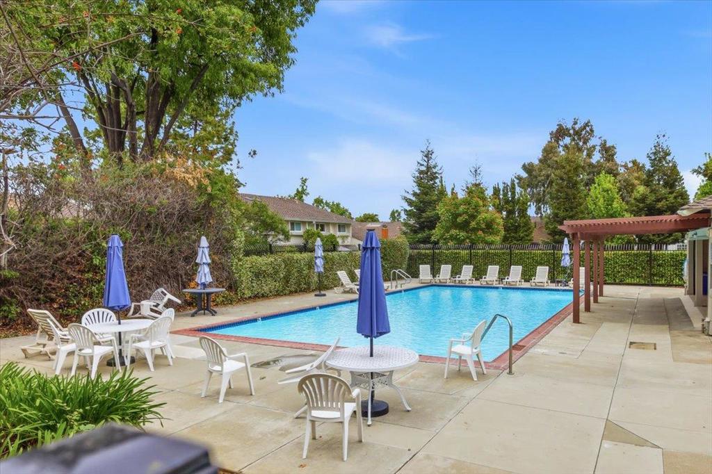 main property photo 58