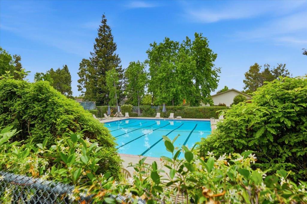 main property photo 59