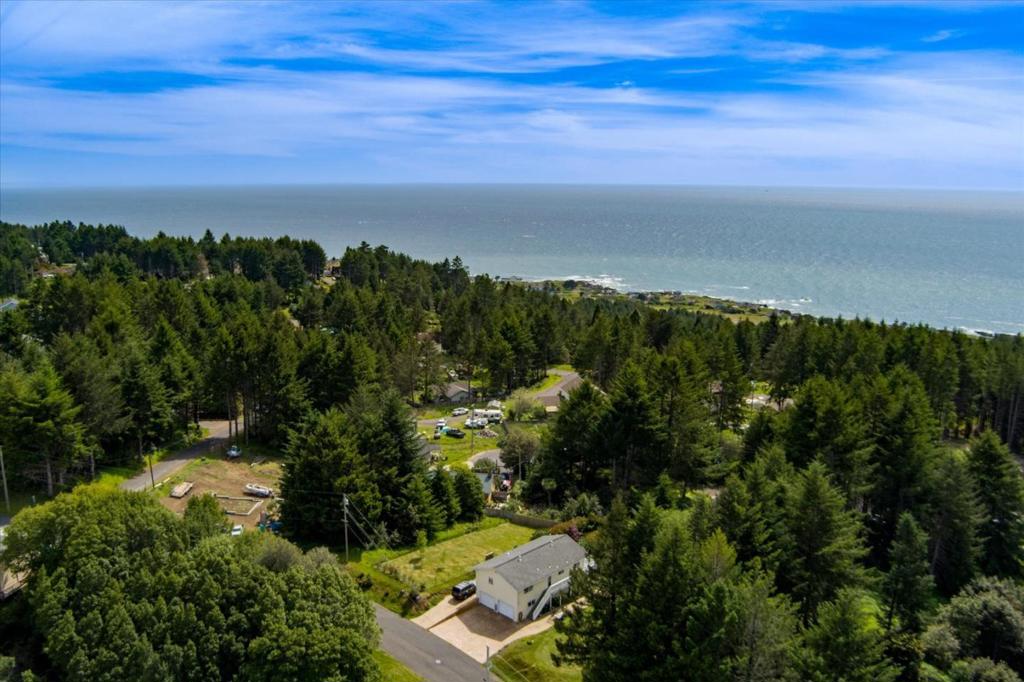 main property photo 63