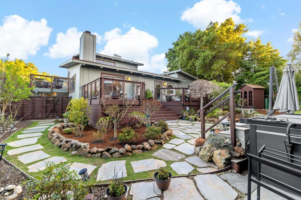 main property photo 58