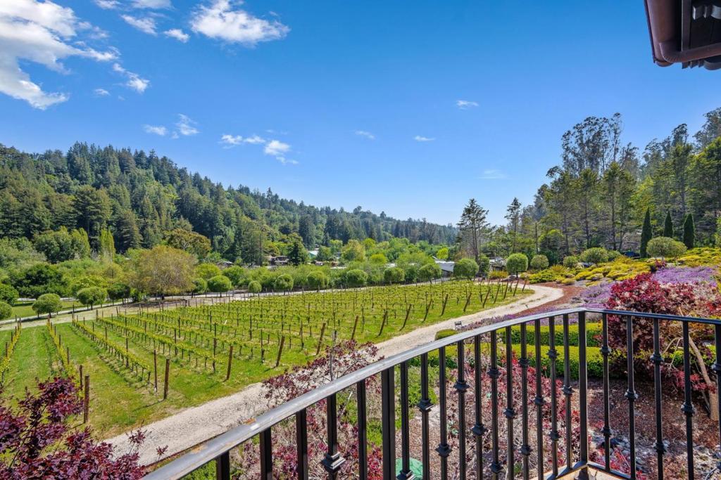 main property photo 50
