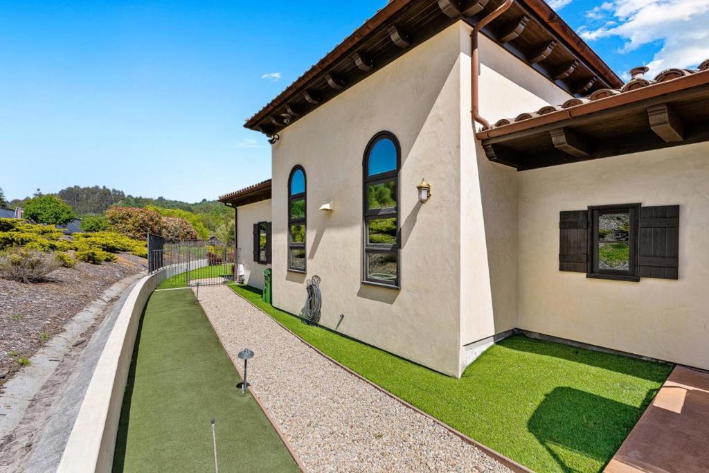 main property photo 56