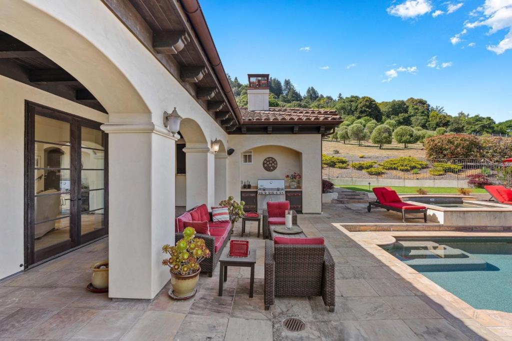 main property photo 66