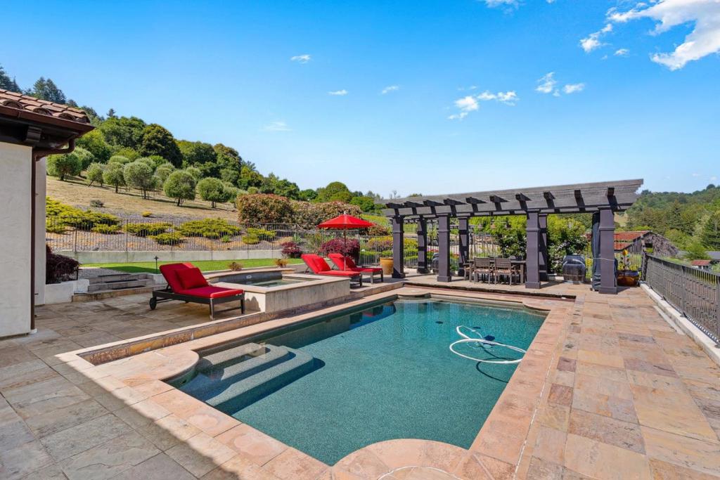 main property photo 67