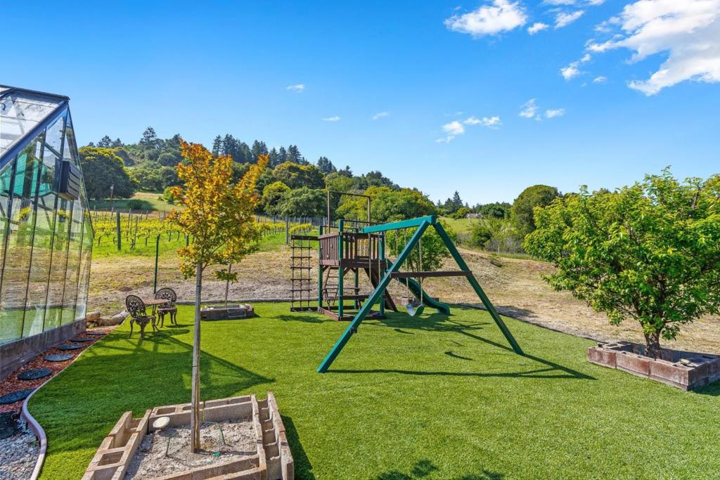 main property photo 76