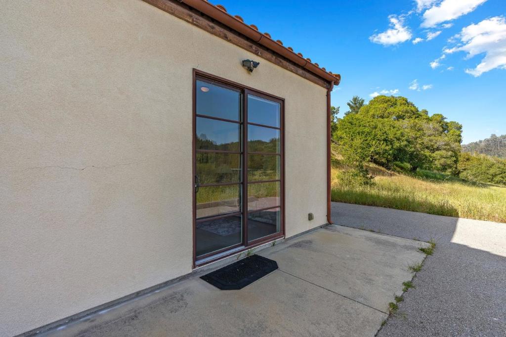 main property photo 86