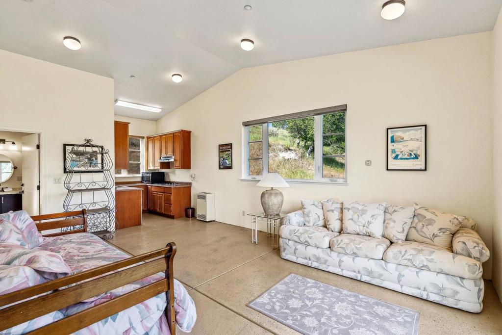 main property photo 87