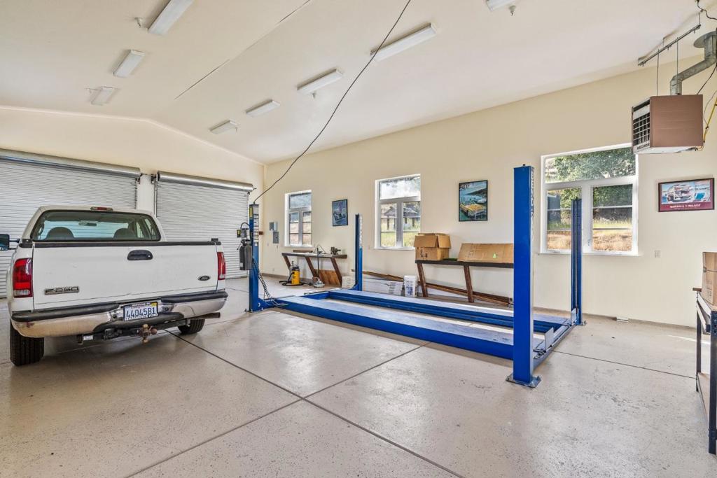 main property photo 92