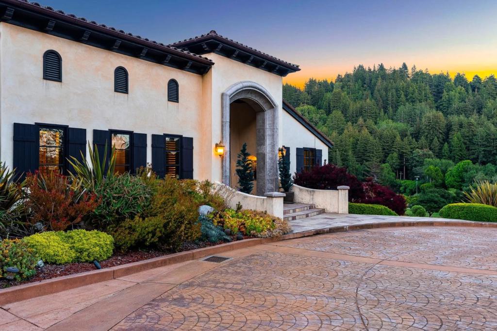 main property photo 97