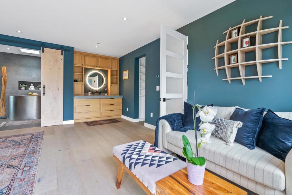 main property photo 63