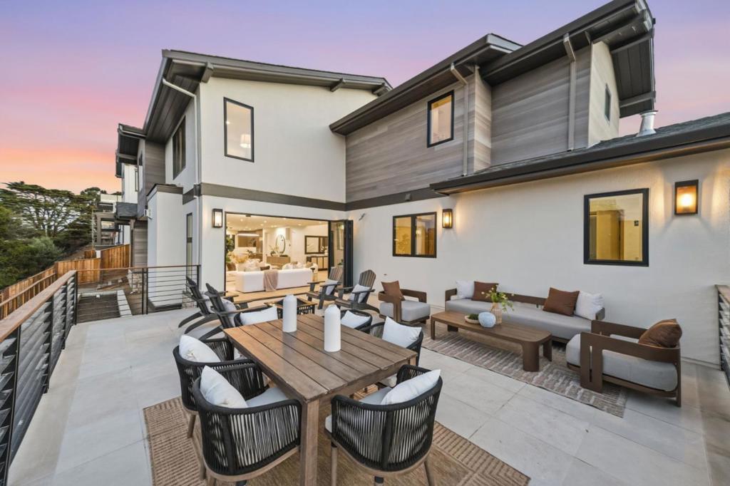 main property photo 71