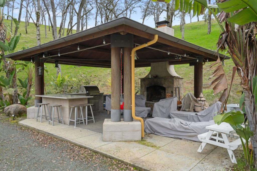 main property photo 62