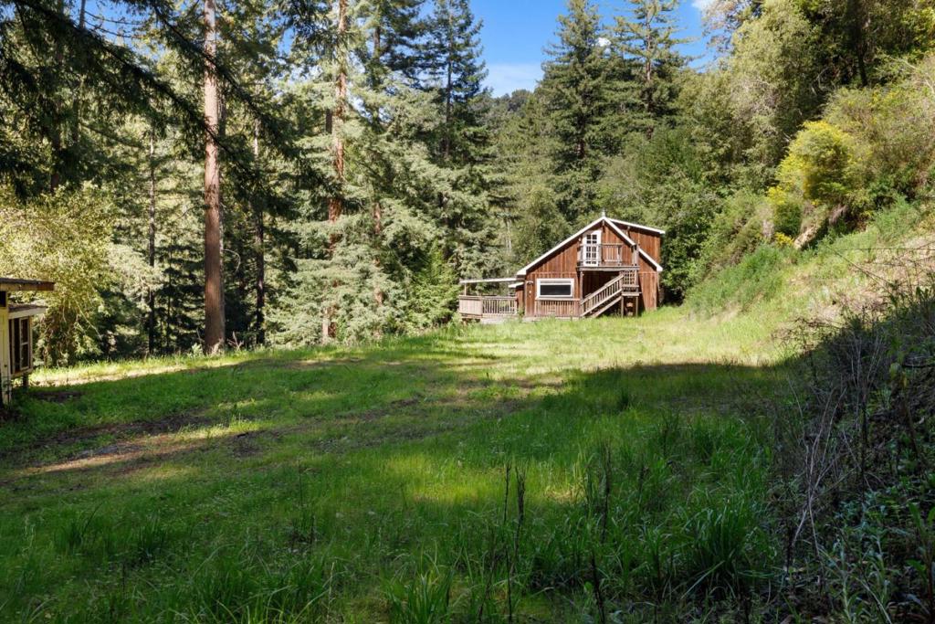 main property photo 47